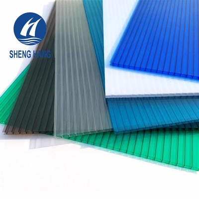 2100*5800mm bereiften doppelwandige Polycarbonats-Blätter löschen 4mm Flammen-Beweis