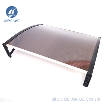 Brown kurvte Polycarbonats-Markise mit Metall einklammert wasserdichtes langlebiges Gut